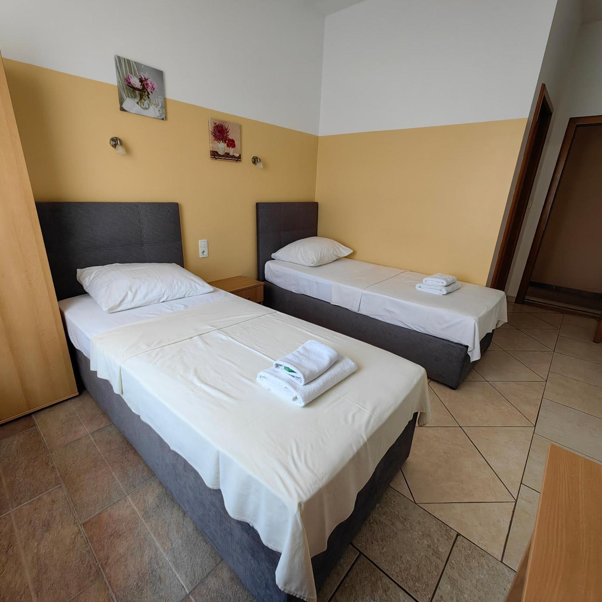 Motel Maks Kiseljak エクステリア 写真