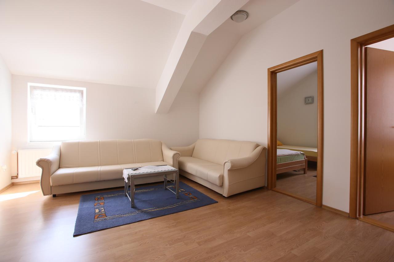 Motel Maks Kiseljak 部屋 写真