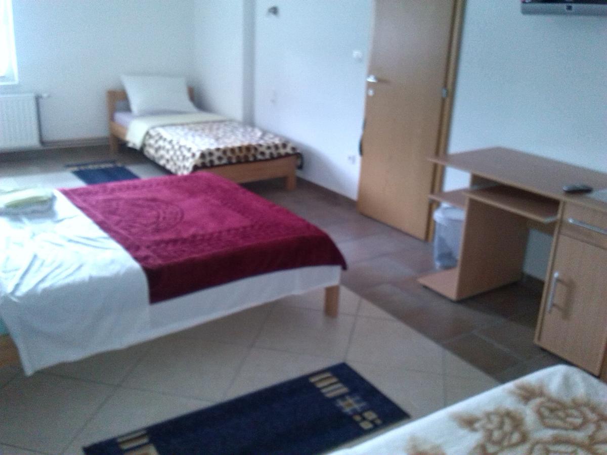 Motel Maks Kiseljak 部屋 写真