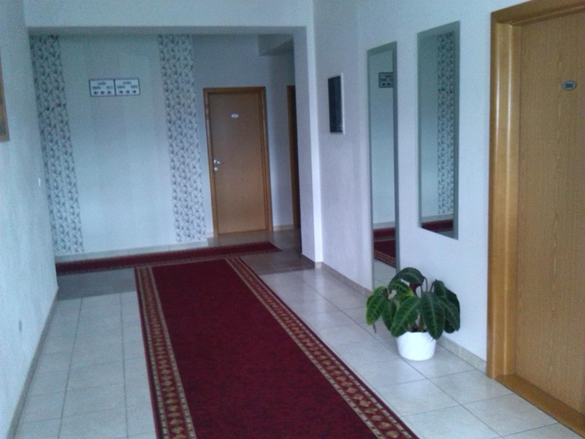 Motel Maks Kiseljak エクステリア 写真