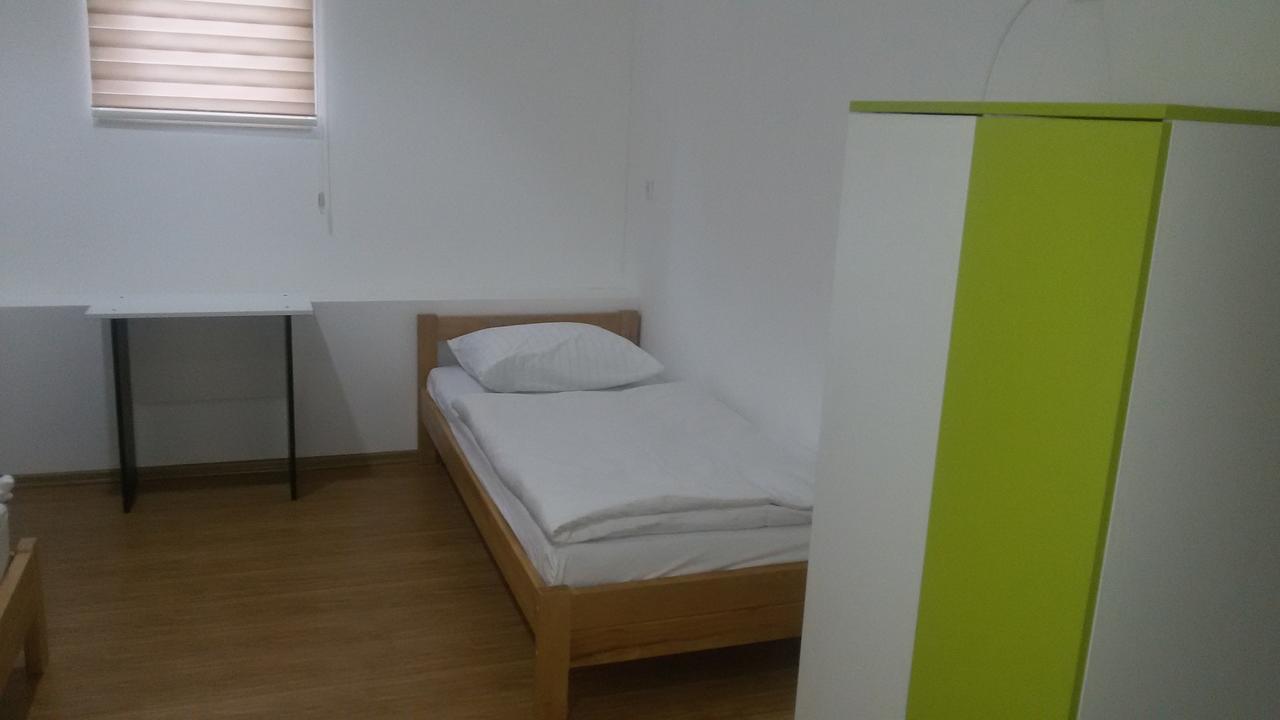 Motel Maks Kiseljak エクステリア 写真