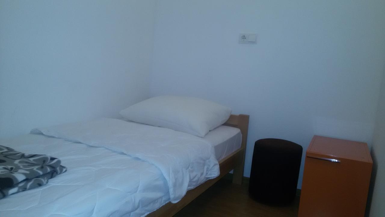 Motel Maks Kiseljak エクステリア 写真