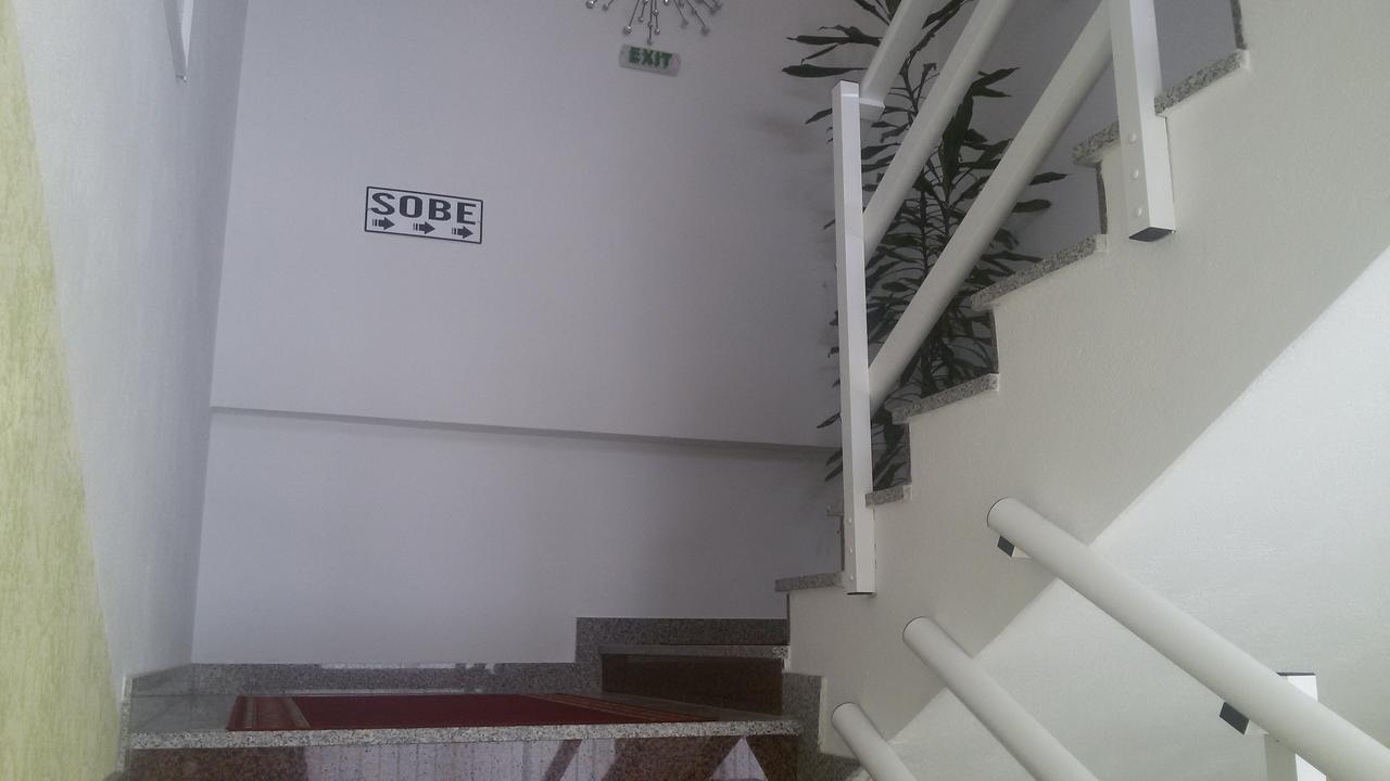 Motel Maks Kiseljak エクステリア 写真
