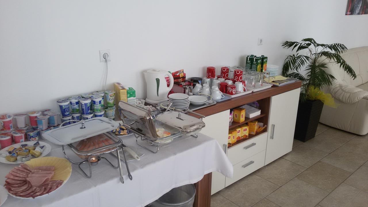 Motel Maks Kiseljak エクステリア 写真